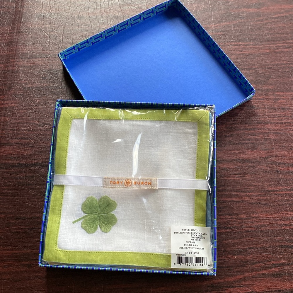 Tory Burch cocktail napkin sets (2sets with 4 napkins each)